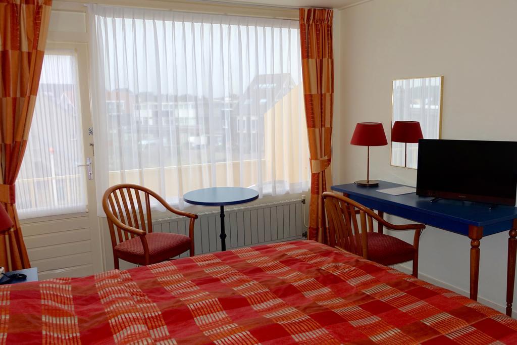 Hotel Prins Maurits Bergen aan Zee Esterno foto